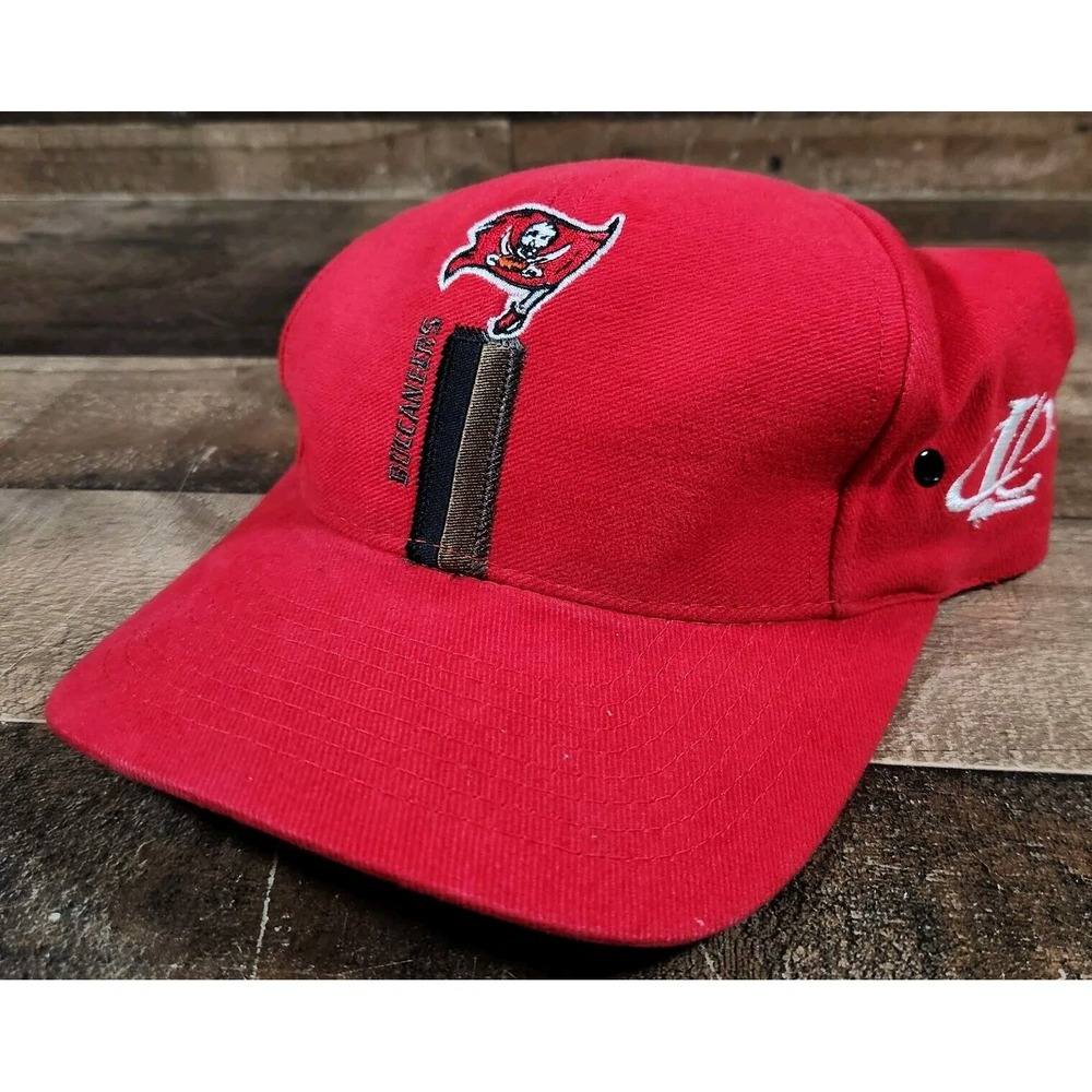 Vintage Logo Athletic Tampa Bay Bucaneers Strapback Hat Red Center Logo Pro Line